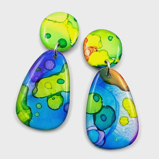 Blossom & Cat | 09 Ink + Resin Earring · Bonnie