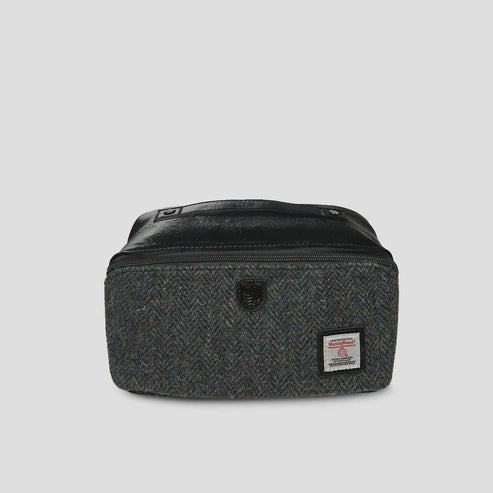Islander | Toiletry Bag - Black and Grey Herringbone