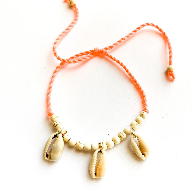 TID BEACH Hanging Shell bracelet | neon