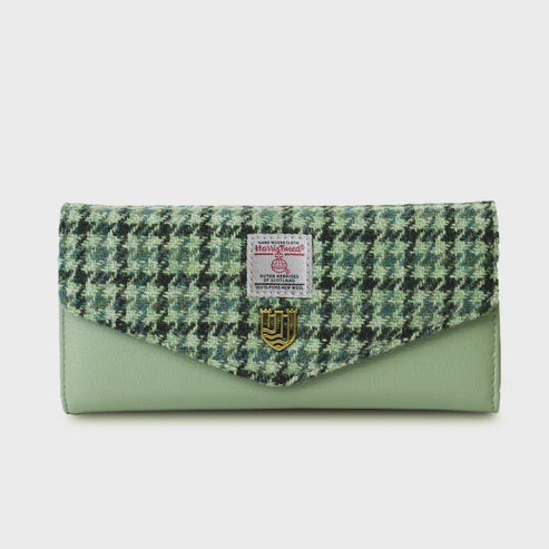 Islander | Large Green Dogtooth Clasp Purse