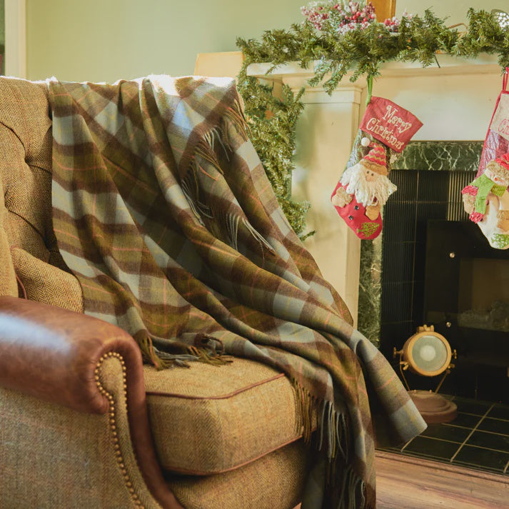 Islander | Lambswool Blanket - Chestnut and Blue Tartan