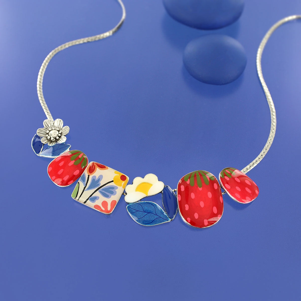 04107- necklace fantaisie  Délice