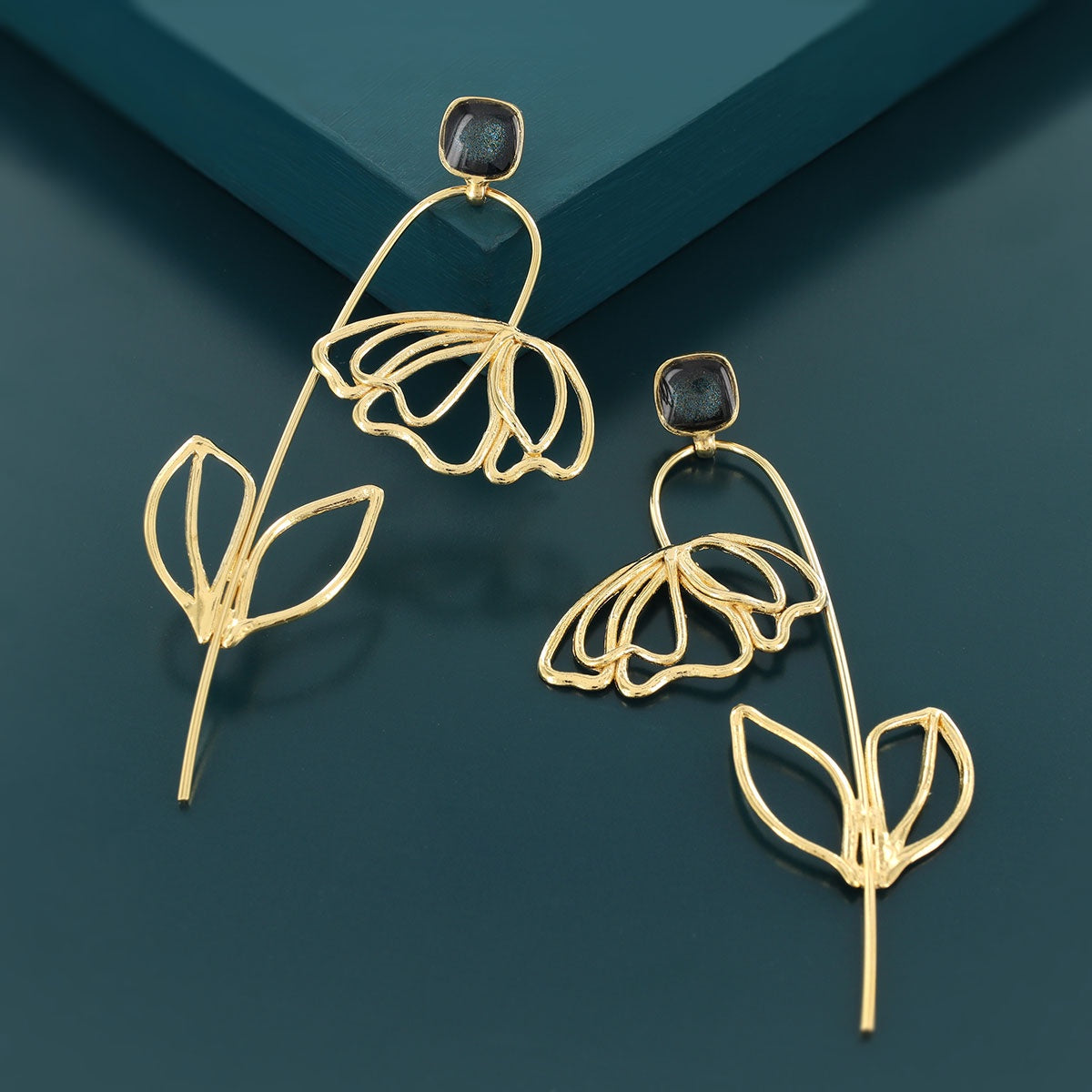 Taratata - stud earrings fantaisie Esquisse 02910