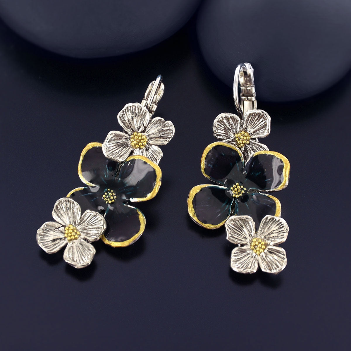 Taratata - Lever back earrings fantaisie Hortensia 13707