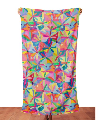 Lordy Dordie | Beach Wrap - Rainbow Daisies