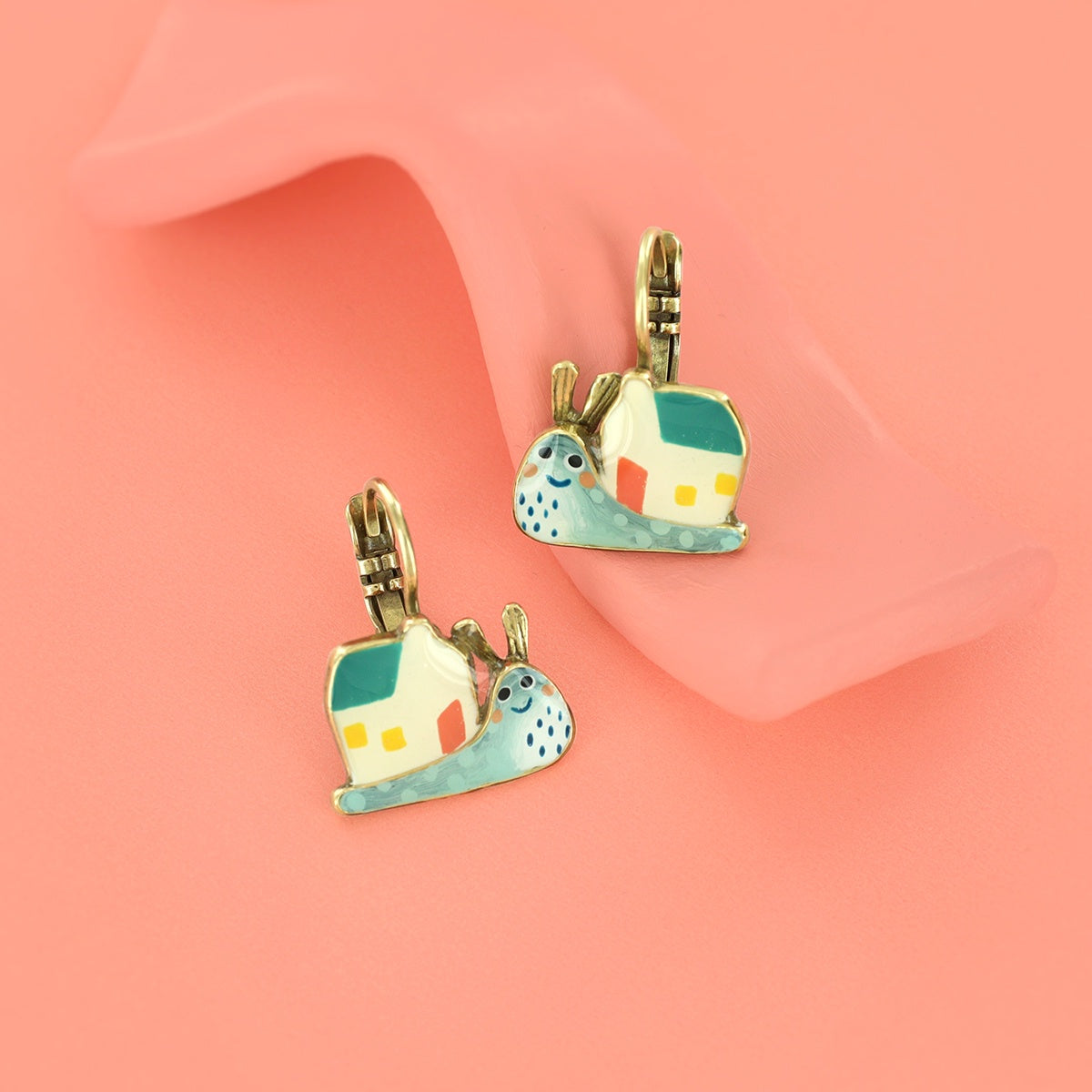 04716- Lever back earrings fantaisie  Sweet Home