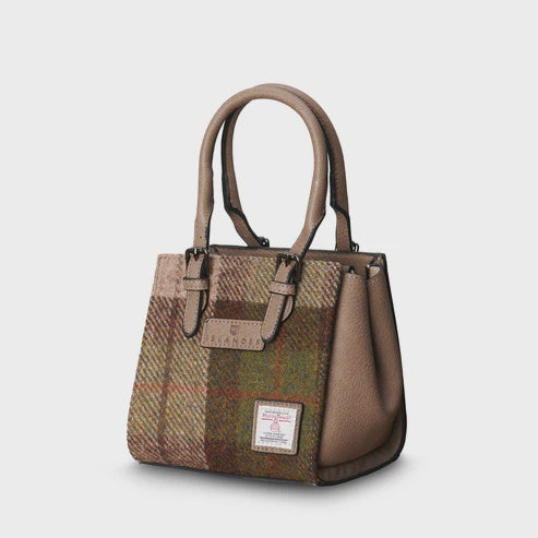 Islander | The Mini Caillie Tote Chestnut Tartan