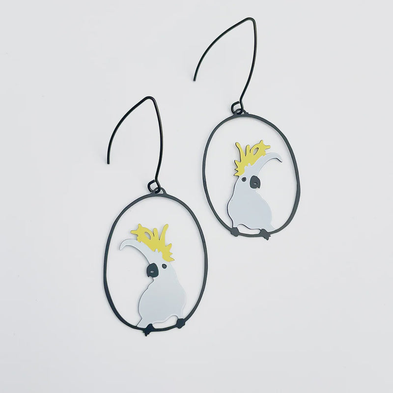 Denz | Midi Sulphur Crested Cockatoo earrings in White/Yellow