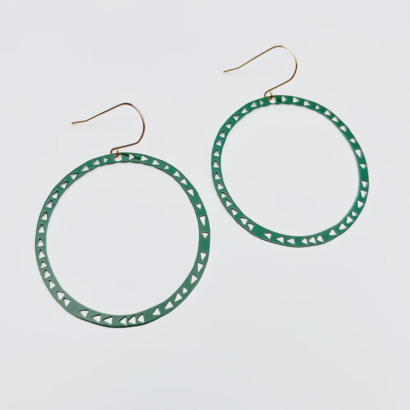 Denz | Triangle Hoop earrings in Spruce