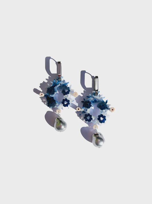 Concrete Jellyfish | Garlands & Vases Blue