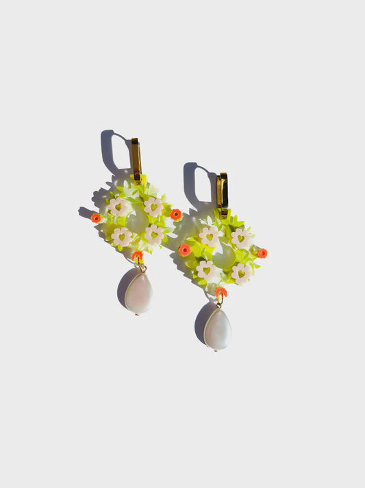 Concrete Jellyfish | Garlands & Vases Lime