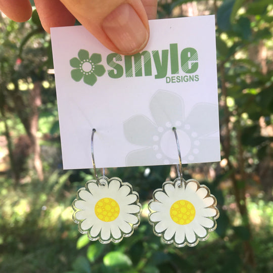 Smyle Designs | Daisy Flower Earrings