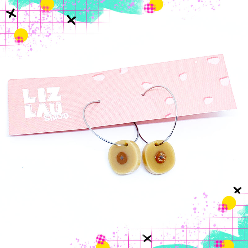 Liz Lau Mini Boob Hoops || Brown