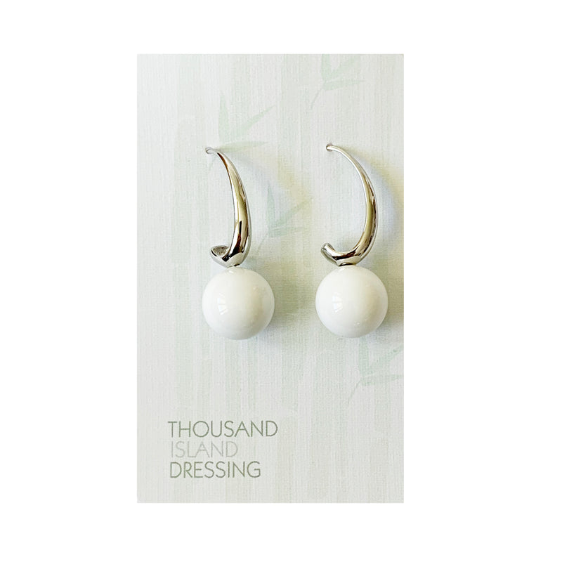 TID ball and silver curve drops | White