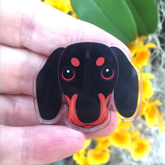 Smyle Designs | Dachshund Pin