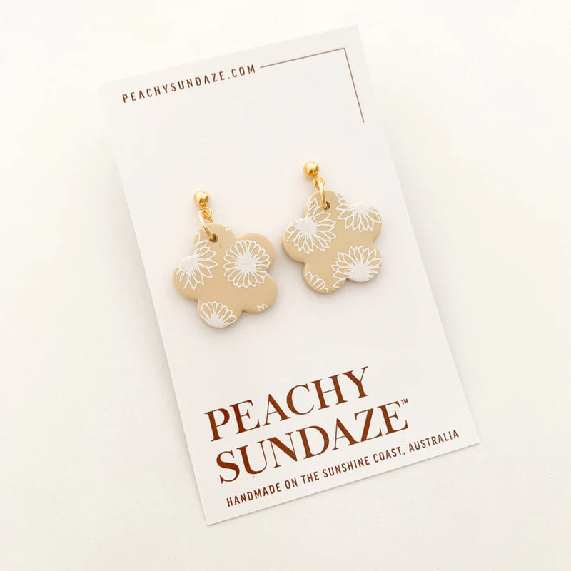 Peachy Sundaze | Flowers | Soybean and white flowers